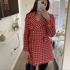 Zara Red and White Tweed Houndstooth coat. BRAND NEW!! Size medium